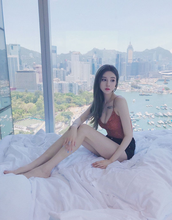 迪拜留学生上门