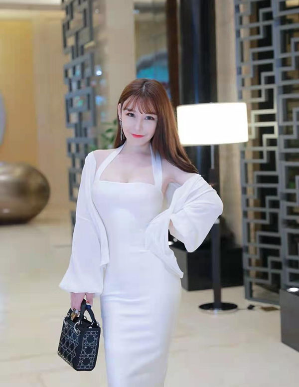 伦敦伴游模特预约