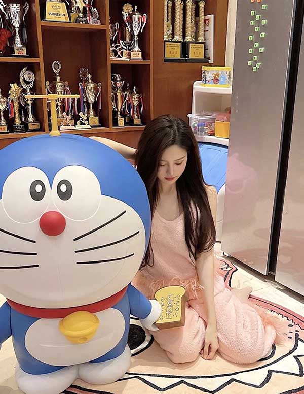 巴黎大学生伴游